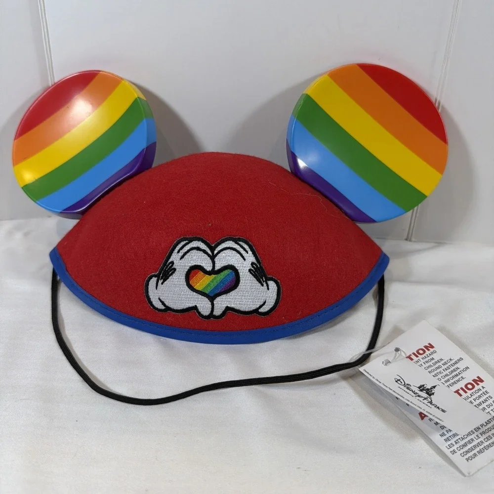 2019 Disney Parks Mickey Mouse Ear Hat Rainbow Gay LGBTQ‎ Pride Love Heart NWT